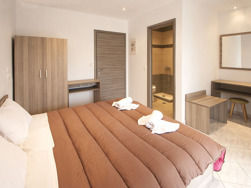 Pension Avocado Skiathos-Stadt Exterior foto