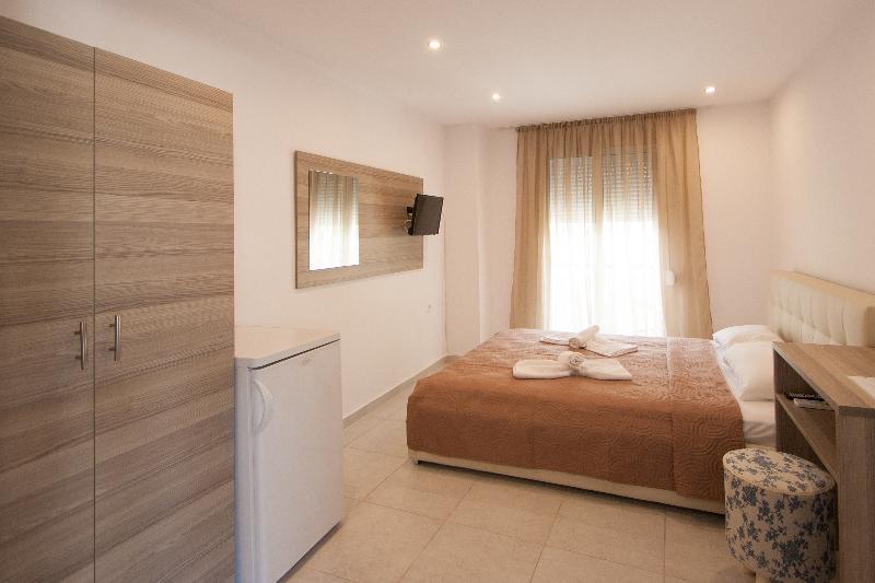 Pension Avocado Skiathos-Stadt Exterior foto