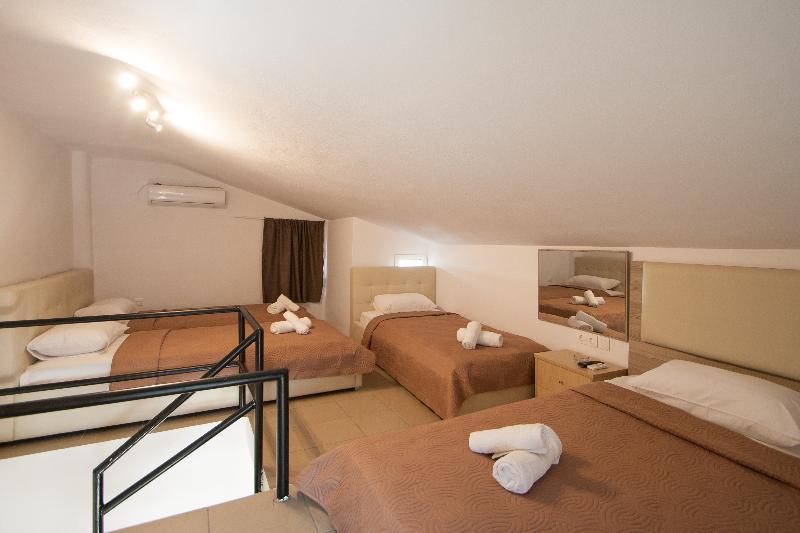 Pension Avocado Skiathos-Stadt Exterior foto